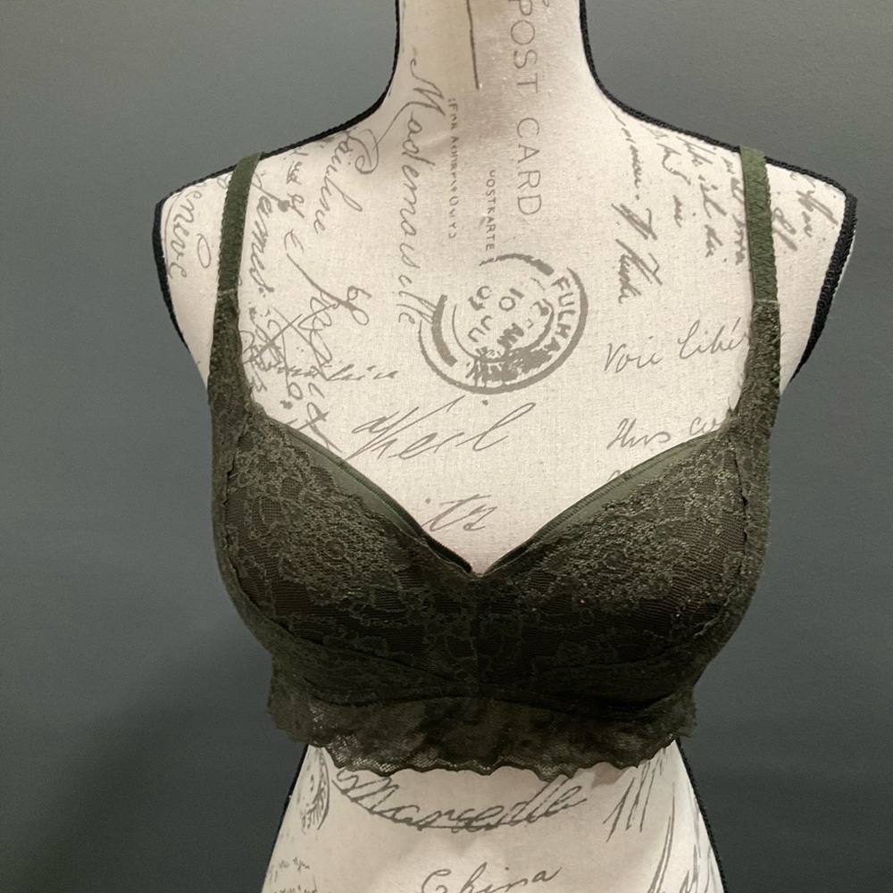 PINK BY‎ VICTORIAS SECRET KHAKI GREEN BRALETTE